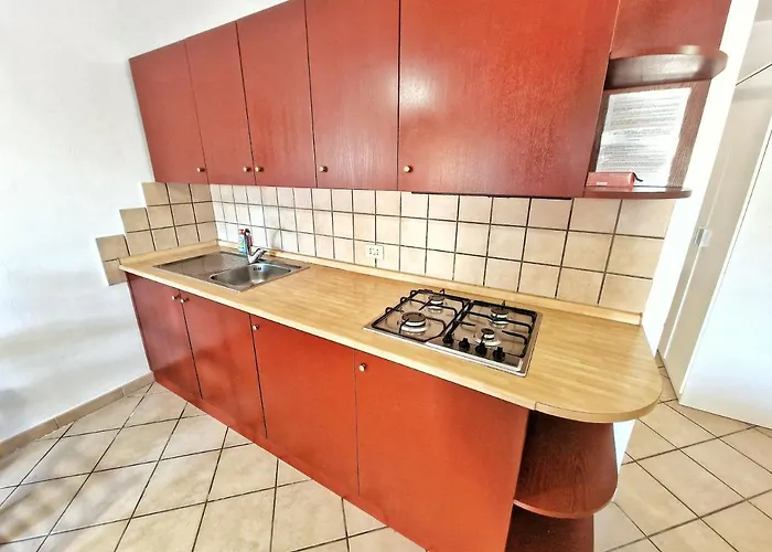 Al Barcoco 아파트호텔 마리나디캄포